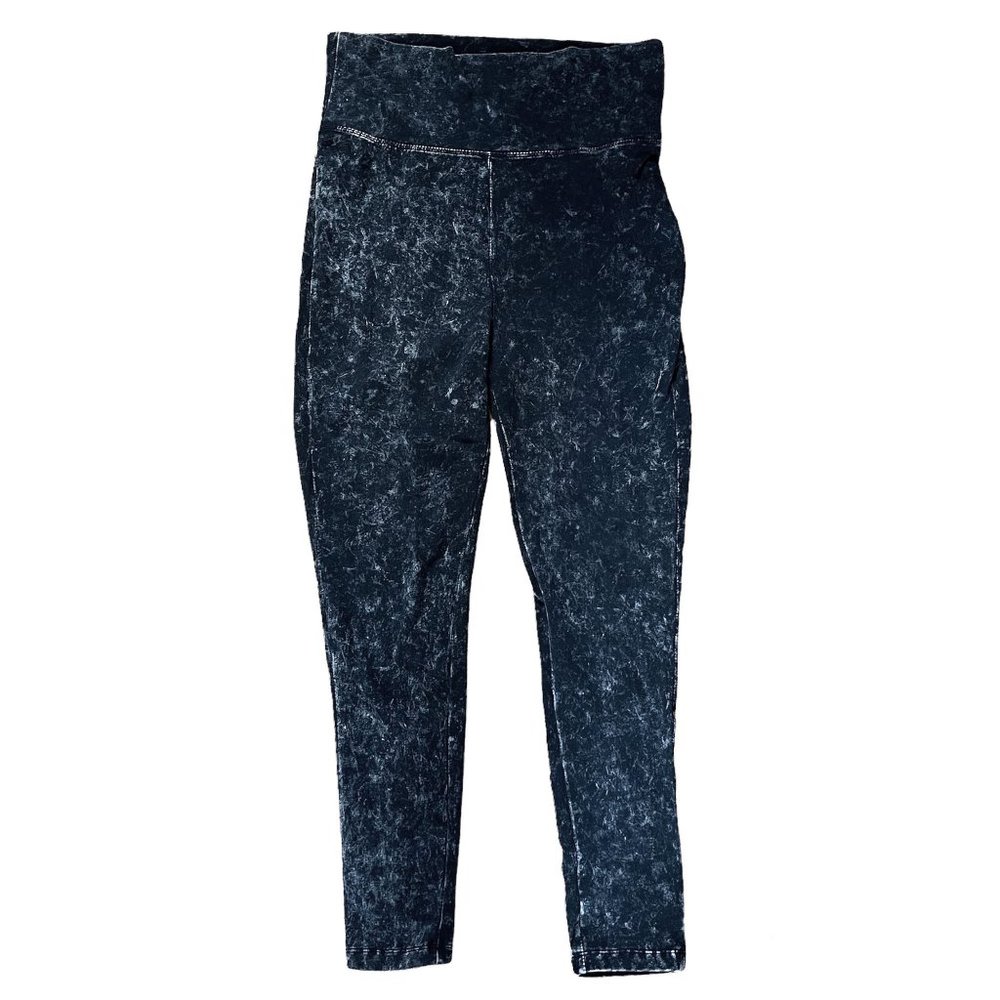 Acid wash leggings by Zenana Signature, new without tags.
